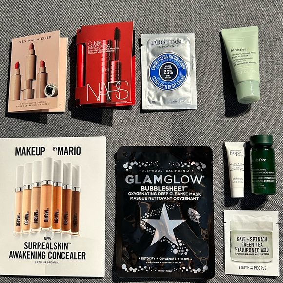 Makeup and Skincare Set | 9 Products - Picture 1 of 10